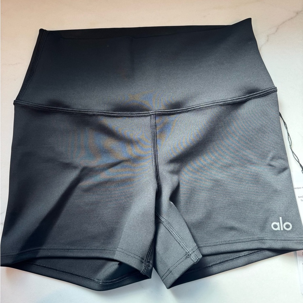 Alo Yoga 3” High-Waist Airlift Short